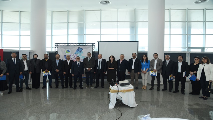 Üniversitemiz 20.Yıl Kutlamaları Kapsamında Enstitümüzde Kurumsal Aidiyet ve Vefa Buluşması